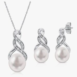 Elegant Silver Pearl Jewelry Set
Never worn